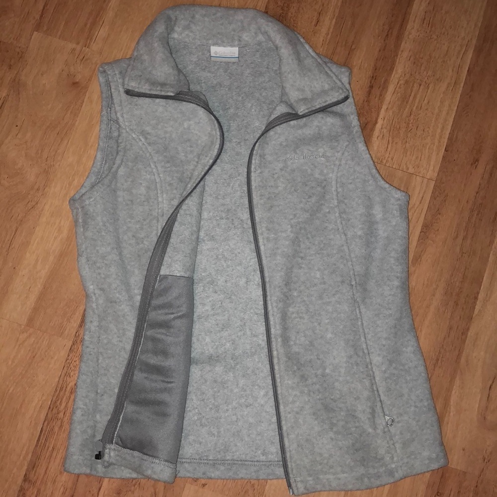 Light Grey Columbia Vest